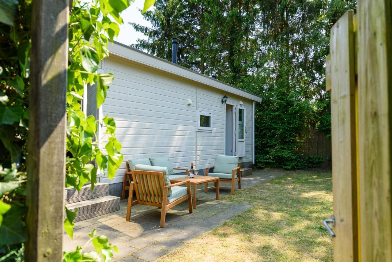 Chalet Met Eigen Tuin Aan De Veluwse Bosrand Пюттен Экстерьер фото